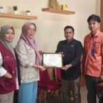 Sukseskan Kegiatan Peringatan Hari Donor Darah Sedunia, BKPSDM Luwu Terima Piagam Penghargaan