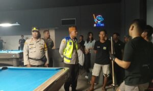Jelang Perayaan Tahun Baru, Kapolres Palopo Pimpin Patroli Dialogis di Pusat Keramaian
