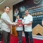 Pj Wali Kota Palopo Hadiri Pelantikan dan Rakerda DPD APPERNAS Jaya Sulsel 2025-2029