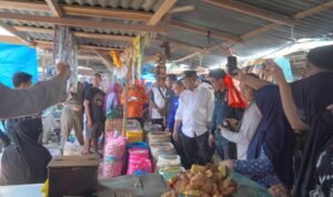 Bupati Luwu Sidak Pasar Cilallang, Pastikan Harga Bahan Pokok Stabil Jelang Lebaran