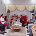 Pj Wali Kota Palopo Sambut Menkes Budi Gunadi, Salat Tarawih di Masjid Jami Tua