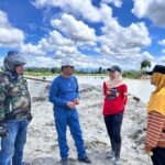 Upaya Atasi Banjir, Anggota DPRD Luwu Utara Pantau Pengerjaan Sungai Buatan di Baebunta Selatan