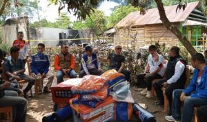 Dinsos Palopo Salurkan Bantuan Logistik untuk Korban Kebakaran di Telluwanua