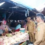 Jelang Idul Adha, Bupati Luwu Tinjau Stabilitas Harga Pangan di Pasar Bajo
