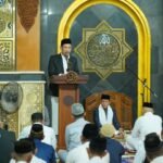 Pj Wali Kota Firmanza DP Salat Idul Adha 1446 H di Masjid Agung Luwu Palopo