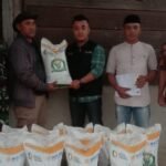 Sinergi TNI-Polri Kawal Penyaluran Beras Bantuan di Kecamatan Seko untuk Alokasi Juni–Juli 2025