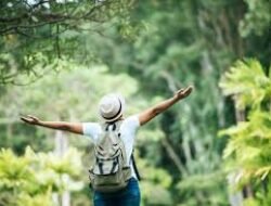 Etika Penjelajah: Cara Menjadi Traveler yang Bertanggung Jawab Terhadap Kelestarian Alam di Destinasi